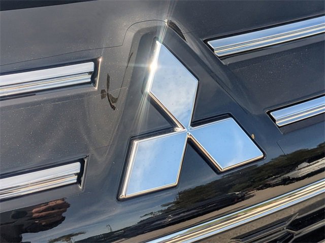 New 2026 Mitsubishi Outlander SE image 14