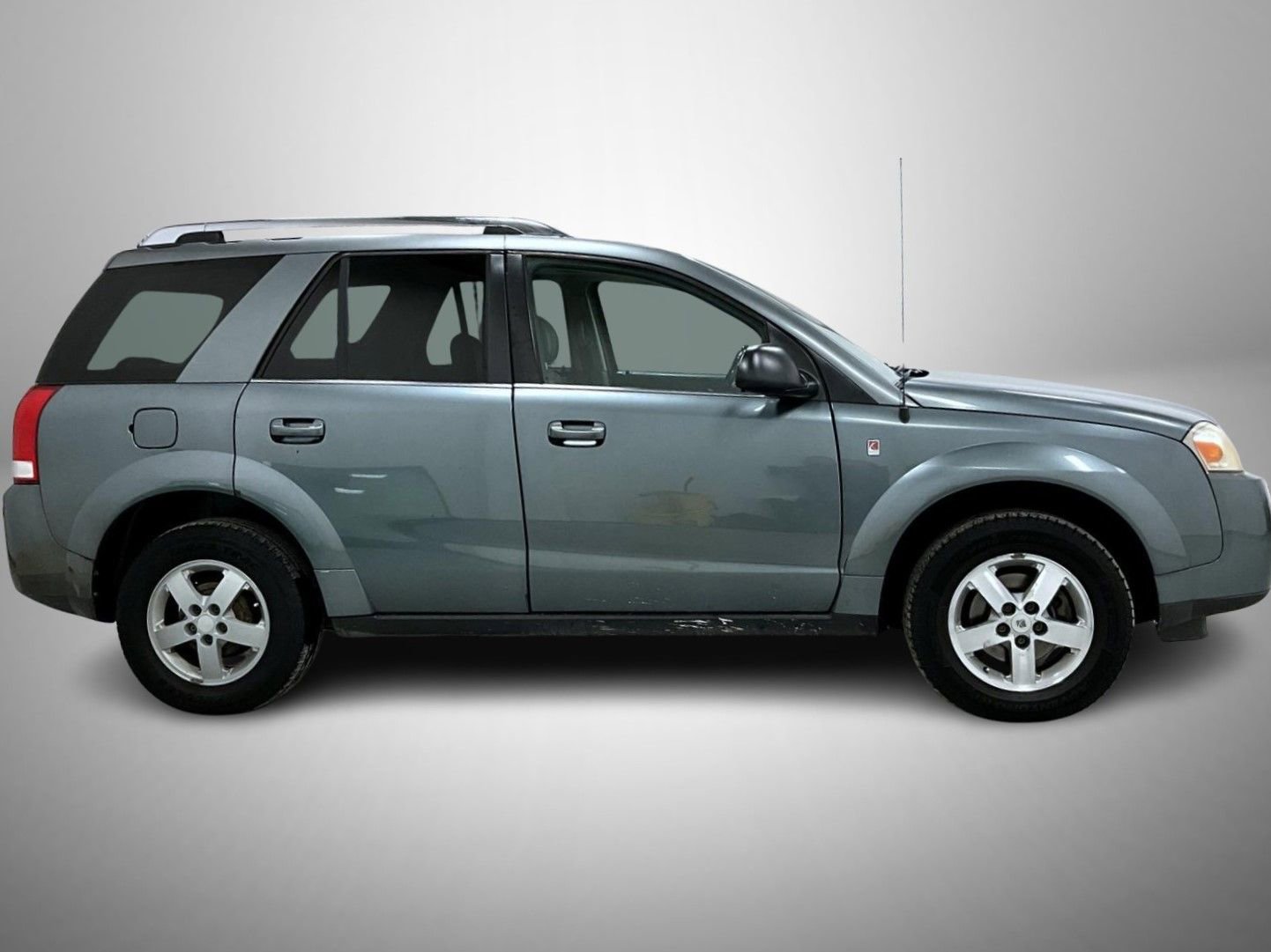 Used 2006 Saturn Vue 2WD V6 w/ Sun & Sound Pkg image 4