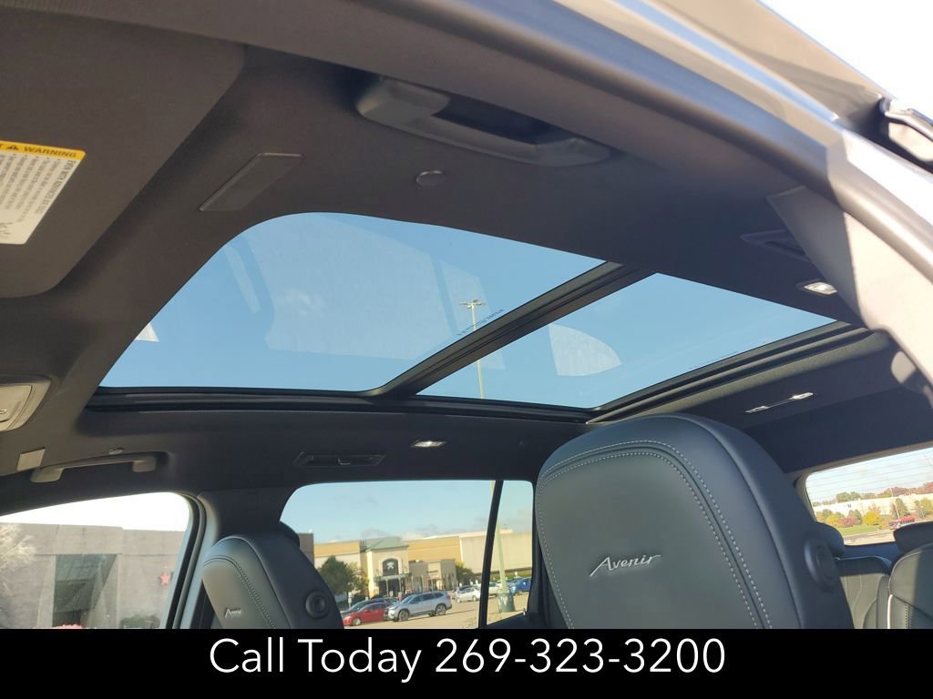 New 2026 Buick Enclave Avenir w/ Super Cruise Package image 17