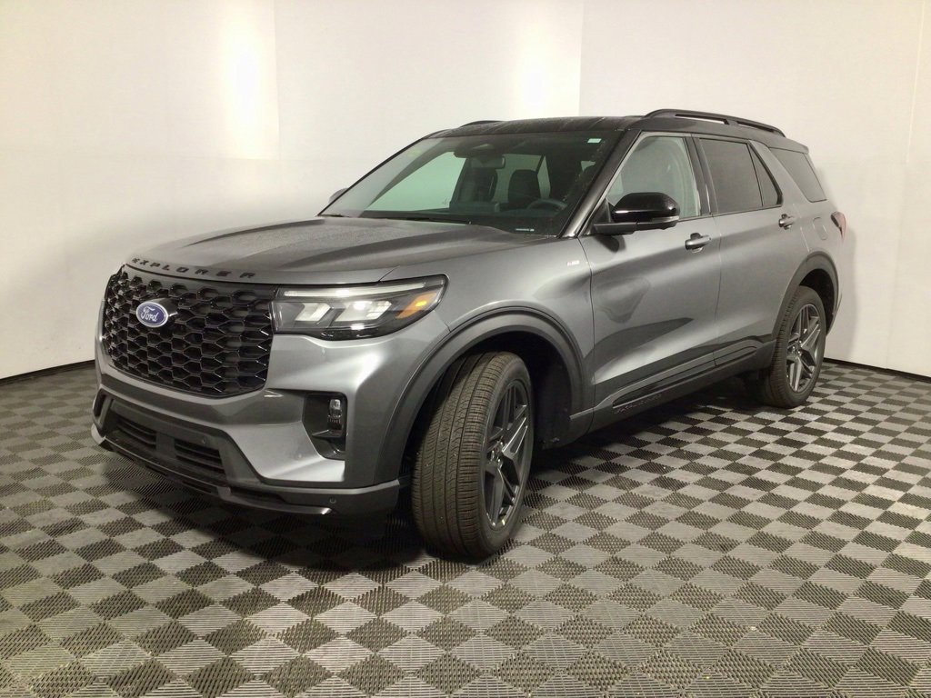 New 2025 Ford Explorer ST-Line image 8