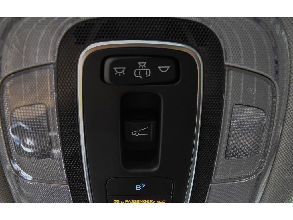 New 2025 Hyundai Elantra Limited image 78