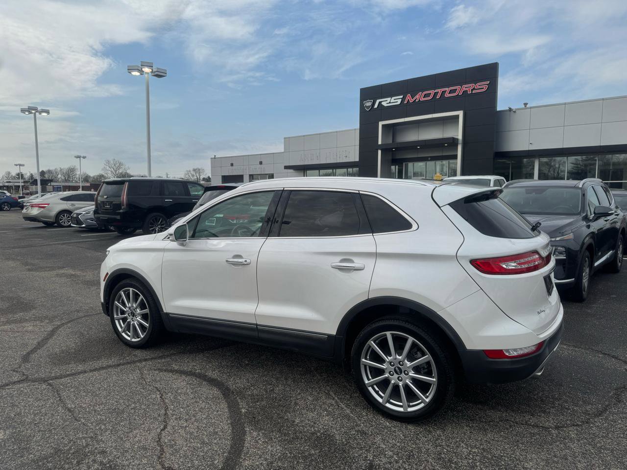 Used 2019 Lincoln MKC Reserve w/ MKC Technology Package FWD image 4