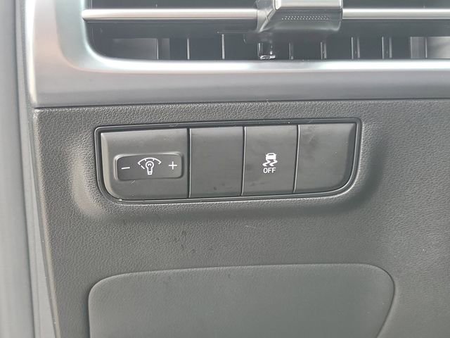 Used 2025 Hyundai Tucson SE FWD image 21