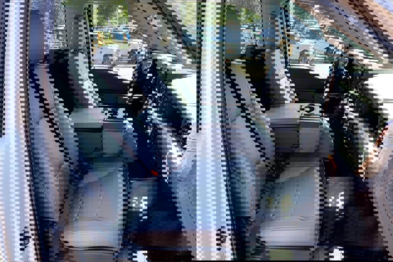 New 2025 Ford F350 XL image 2