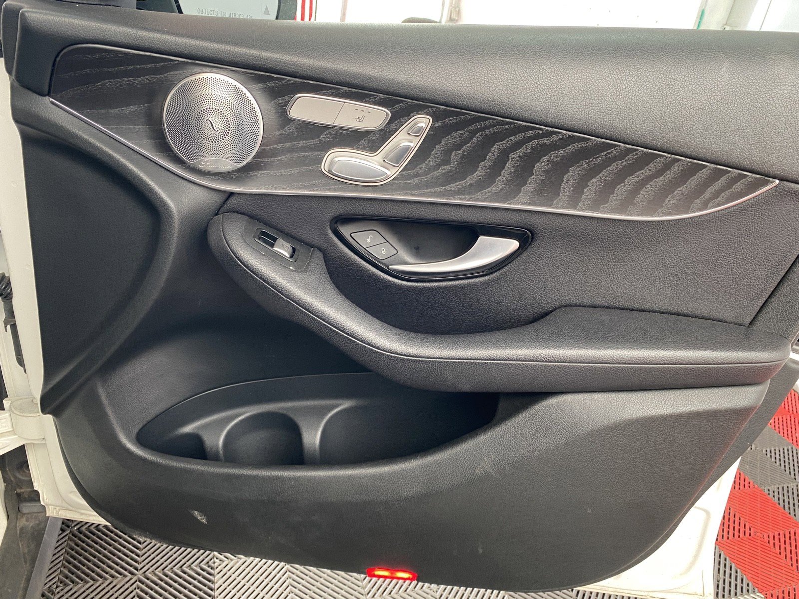 Used 2018 Mercedes-Benz GLC 300 4MATIC Coupe image 6