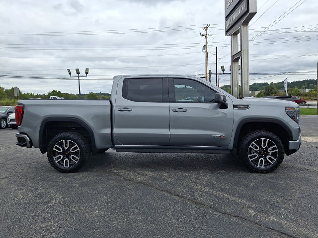 Used 2025 GMC Sierra 1500 AT4 w/ AT4 Premium Package AWD/4WD image 7