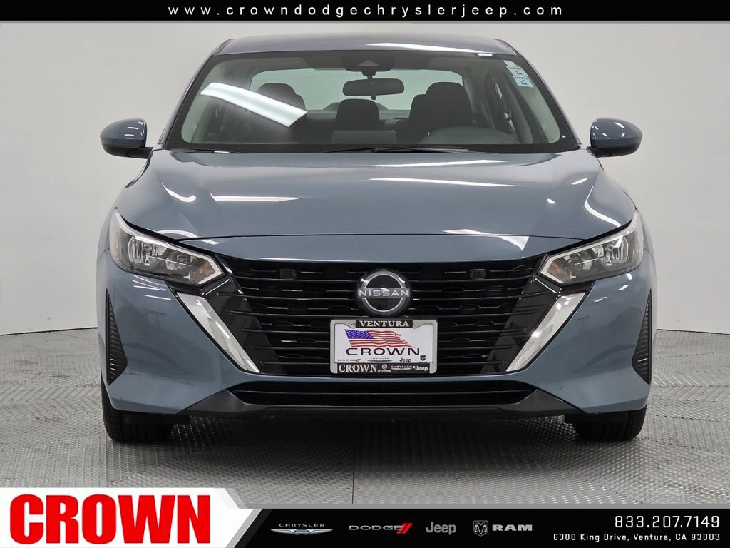 Used 2025 Nissan Sentra SV image 2