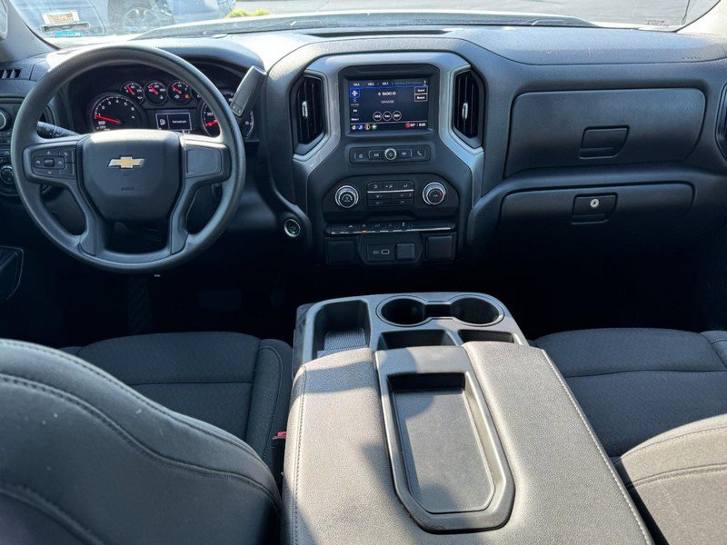 Used 2023 Chevrolet Silverado 1500 Custom image 11
