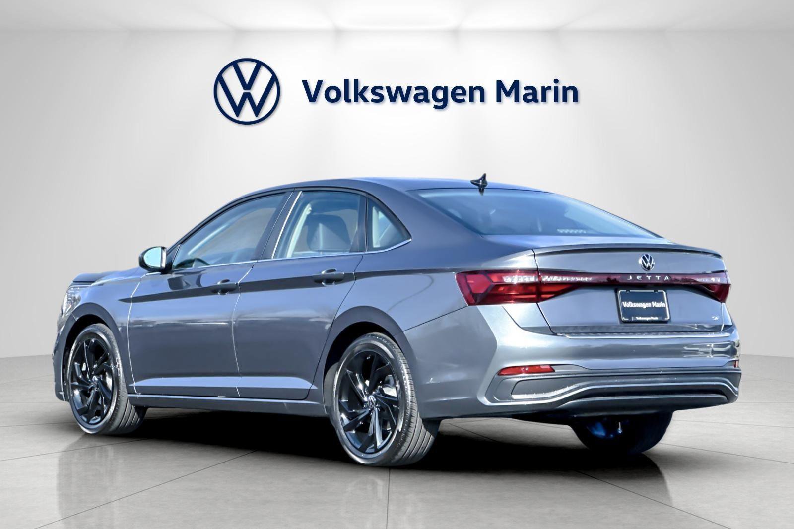 New 2026 Volkswagen Jetta SE image 3