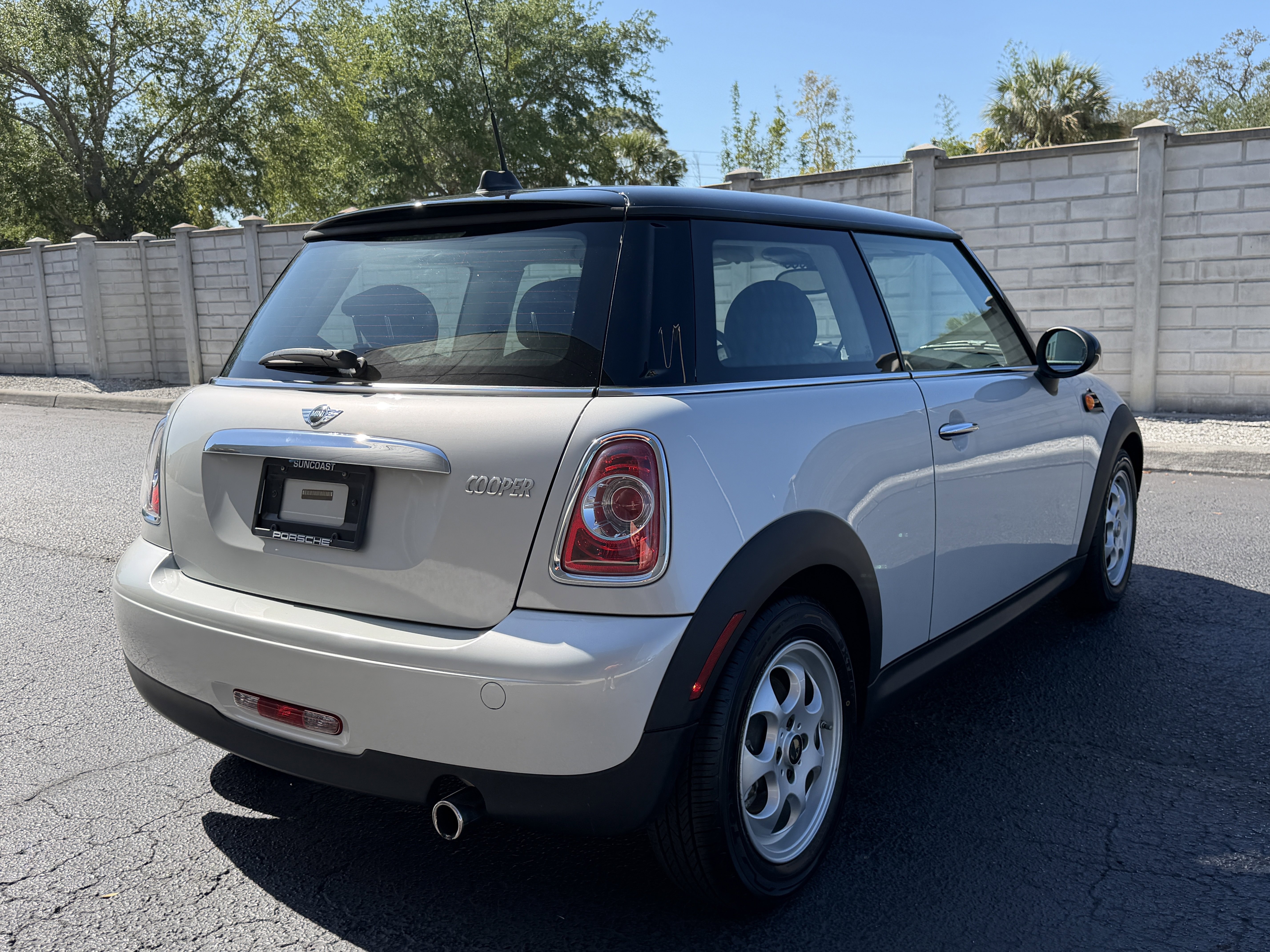 Used 2013 MINI Cooper Hardtop FWD image 6