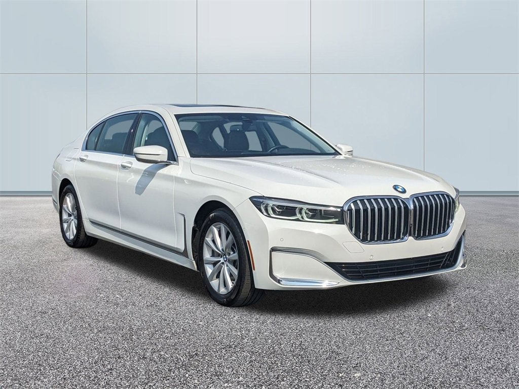 Certified 2022 BMW 740i xDrive w/ Premium Package