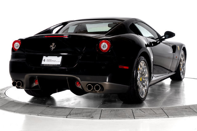 Used 2010 Ferrari 599 GTB Fiorano RWD image 12
