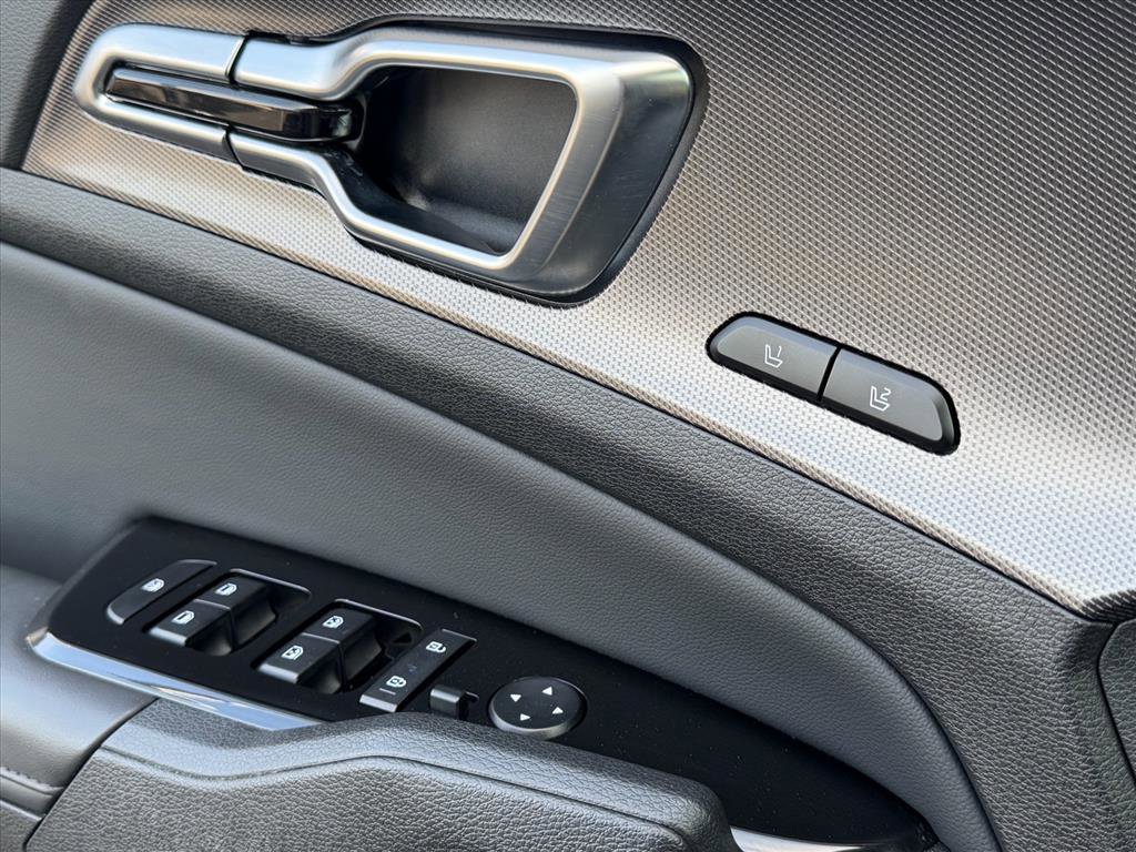 Used 2025 Kia Sportage SX image 21