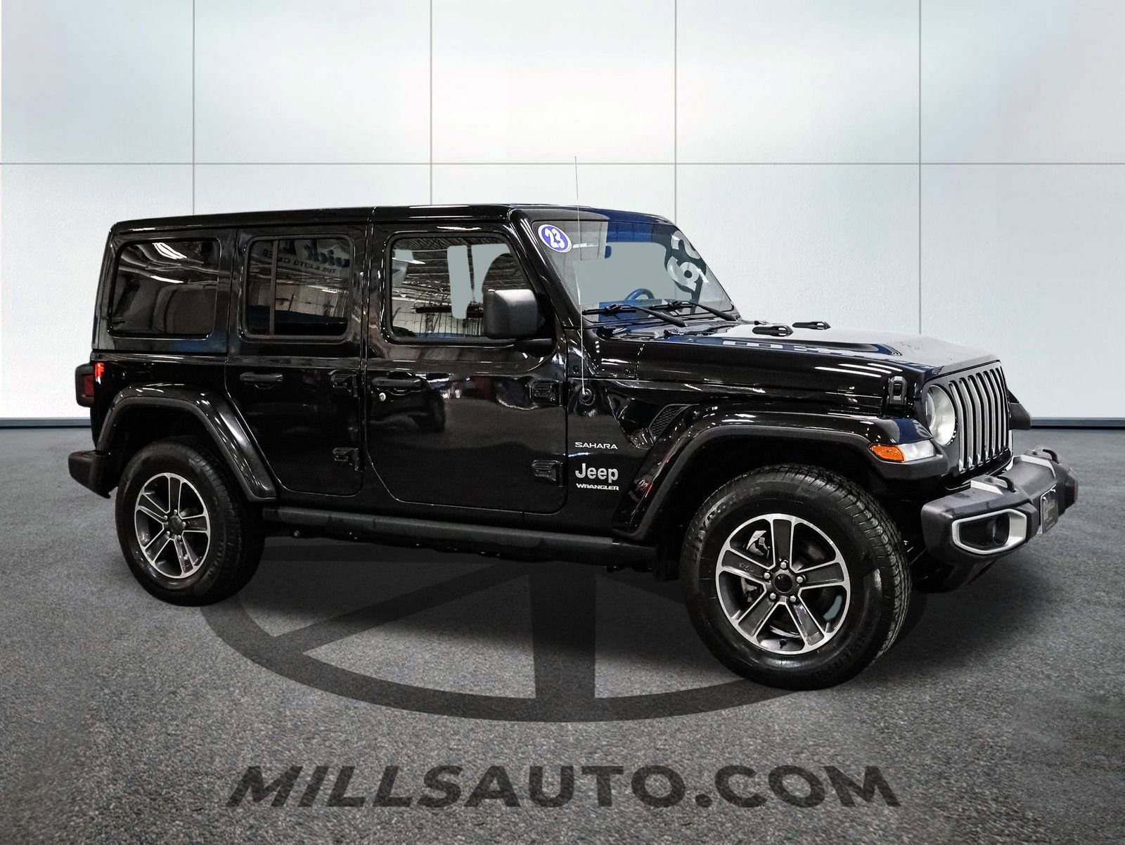 Used 2023 Jeep Wrangler Sahara image 10