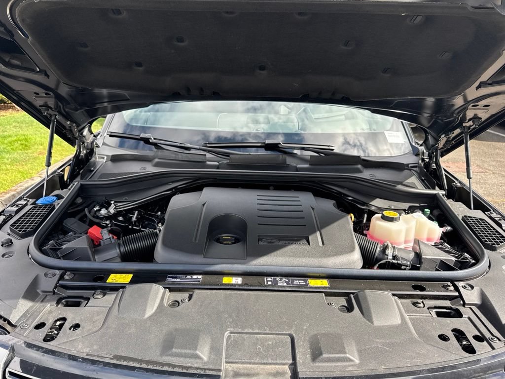 New 2026 Land Rover Range Rover SE AWD/4WD image 29