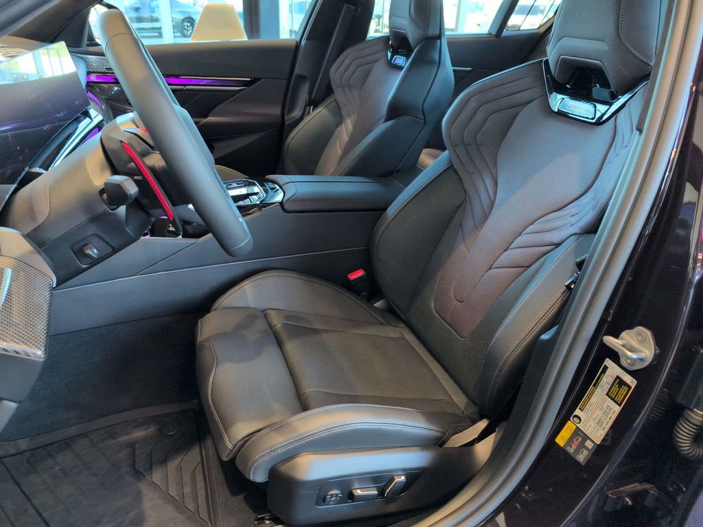 New 2026 BMW M5 w/ Carbon Package AWD/4WD image 8