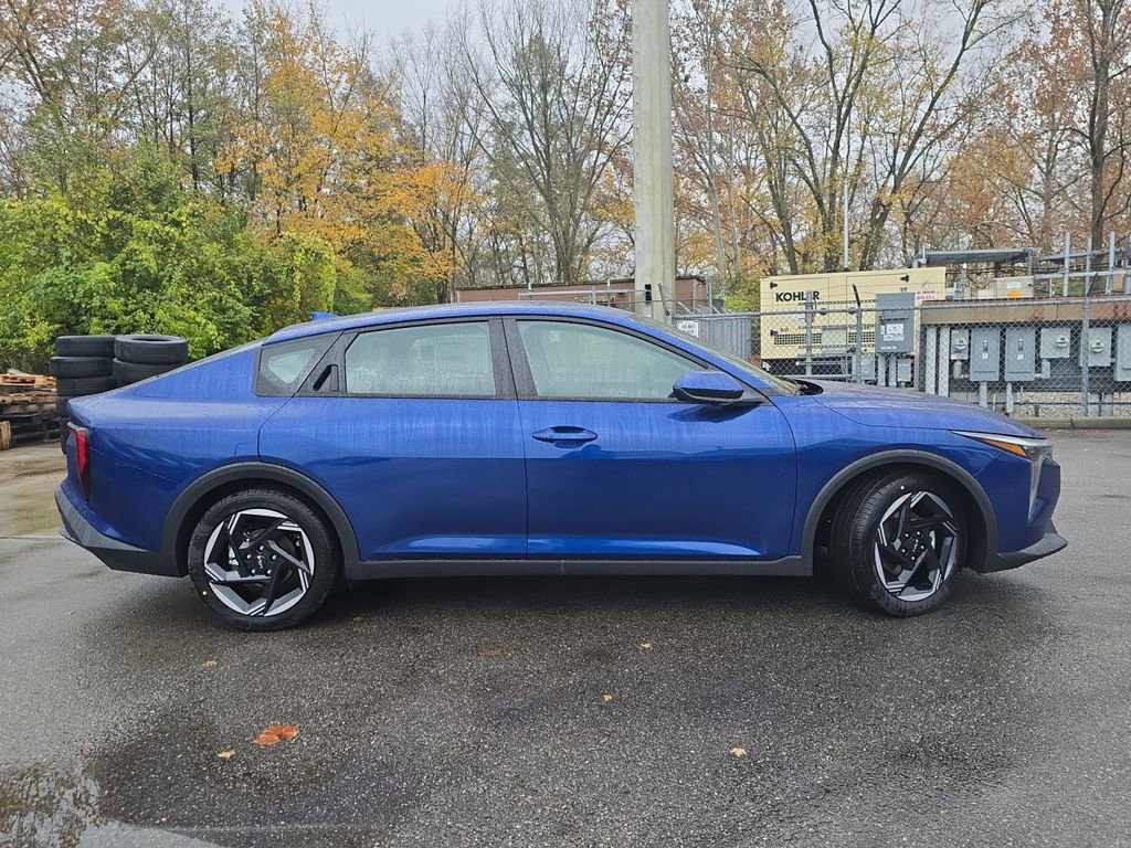 New 2025 Kia K4 EX image 3