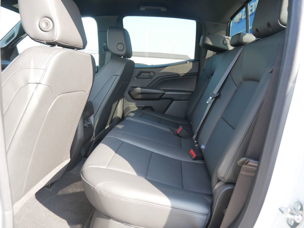 New 2026 Chevrolet Colorado W/T image 13