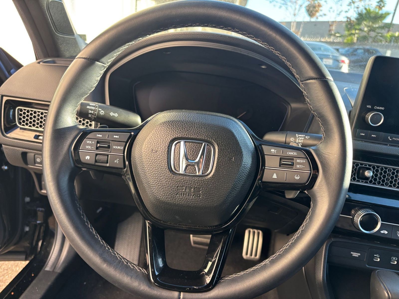 Used 2025 Honda Civic Sport image 28