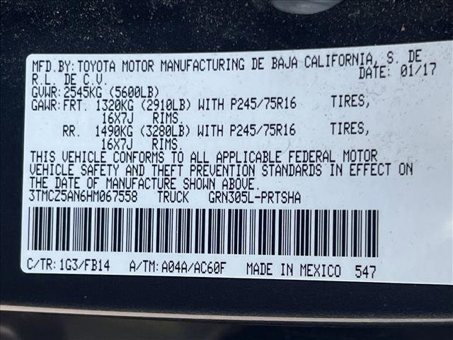 Used 2017 Toyota Tacoma SR image 26