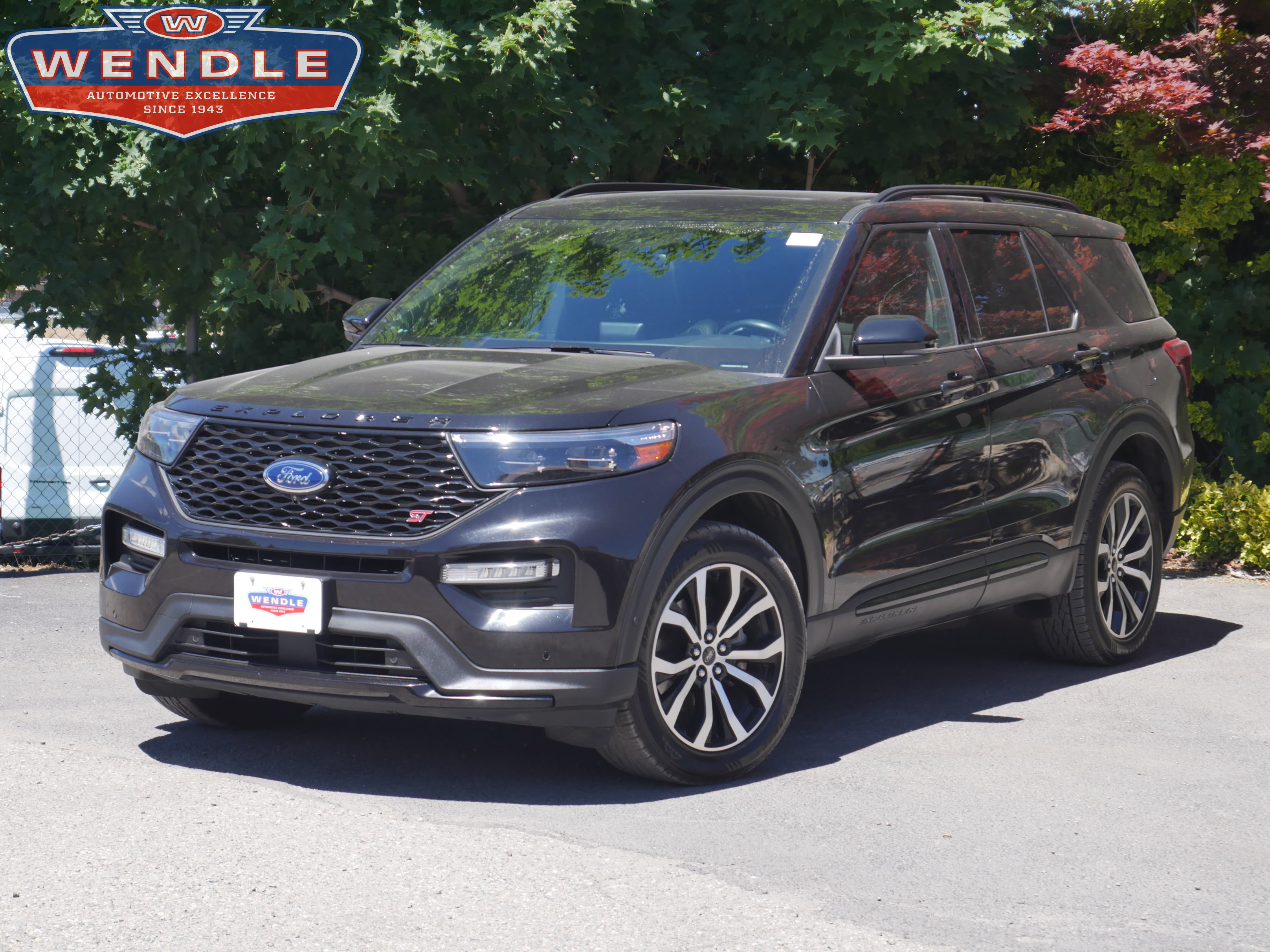 Certified 2021 Ford Explorer ST w/ Equipment Group 401A AWD/4WD image 1