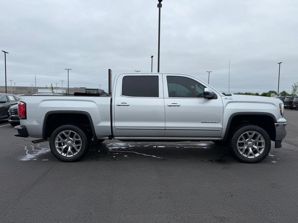 Used 2018 GMC Sierra 1500 SLT AWD/4WD image 4