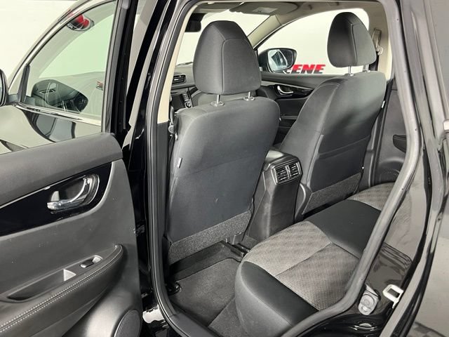 Used 2022 Nissan Rogue Sport SV AWD/4WD image 23