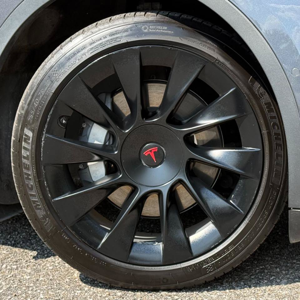 Used 2020 Tesla Model Y Long Range AWD/4WD image 21