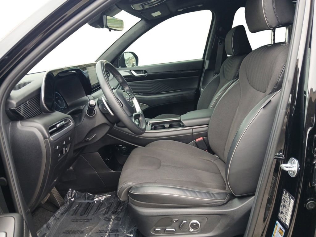 Used 2024 Hyundai Palisade Calligraphy AWD/4WD image 9