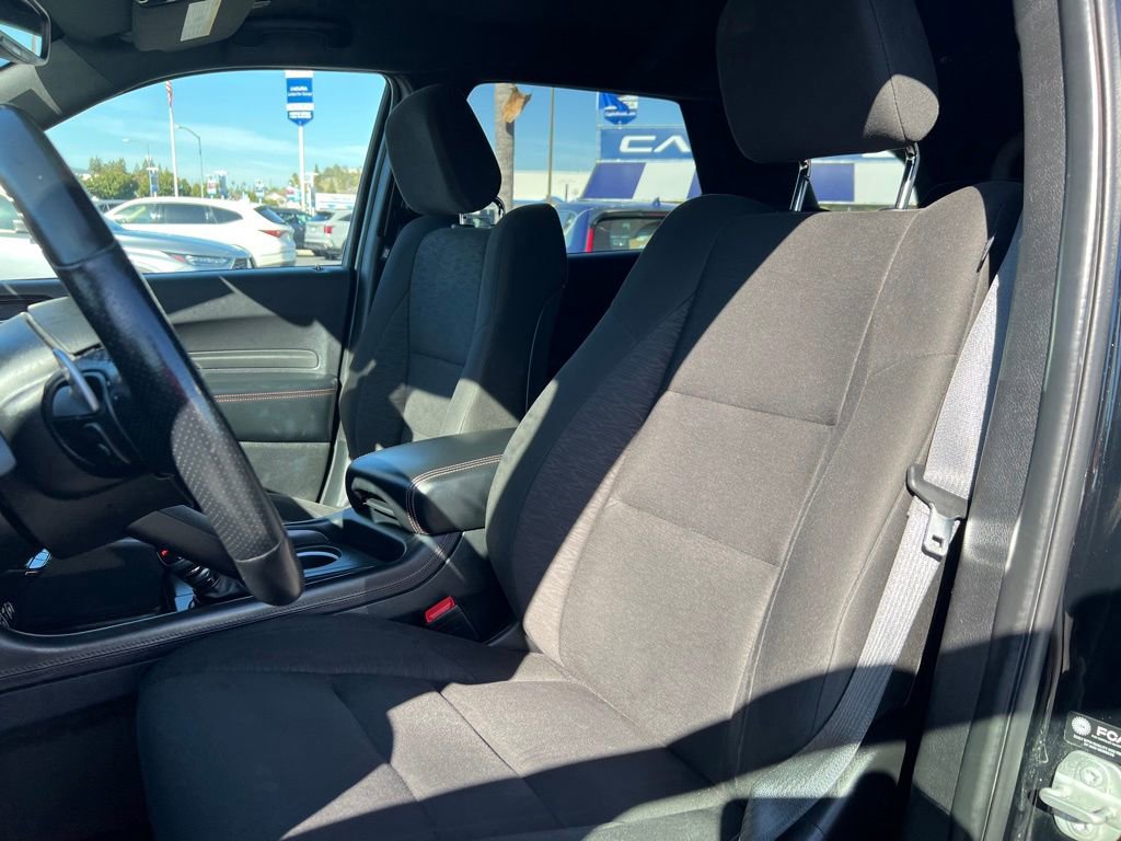 Used 2023 Dodge Durango GT image 16