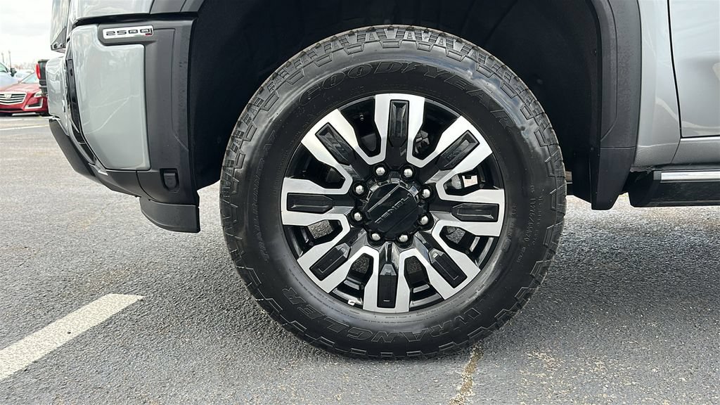 Used 2025 GMC Sierra 2500 Denali Ultimate AWD/4WD image 15