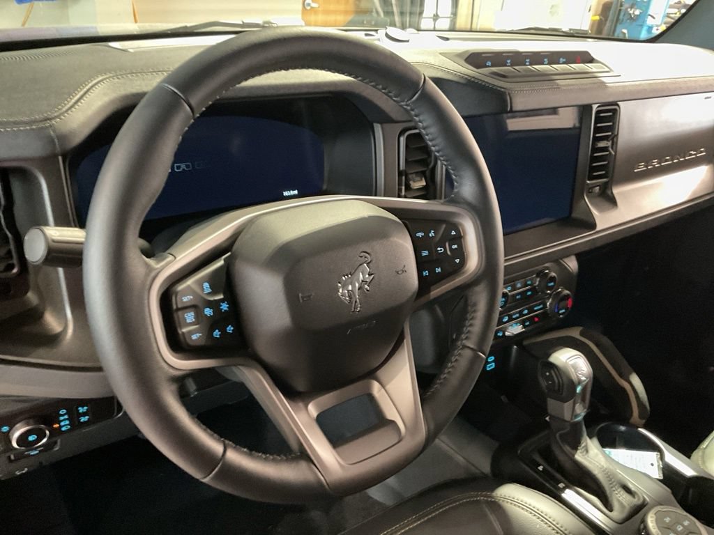 New 2025 Ford Bronco Badlands AWD/4WD image 12