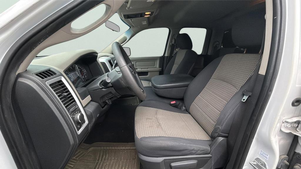 Used 2012 RAM 1500 Classic SLT RWD image 23