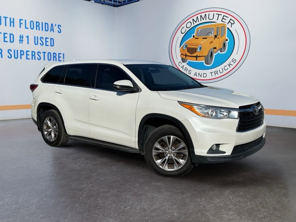 Used 2014 Toyota Highlander Plus FWD image 7