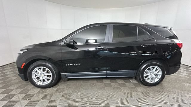 Used 2022 Chevrolet Equinox LS FWD image 6