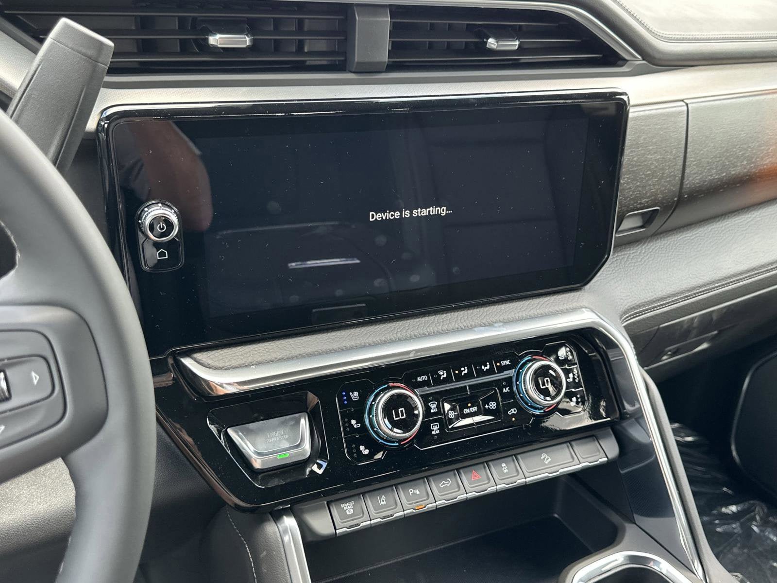 New 2026 GMC Sierra 2500 Denali w/ Denali Reserve Package image 26