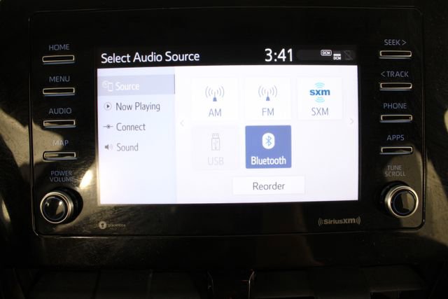 Used 2021 Toyota Camry SE FWD image 5