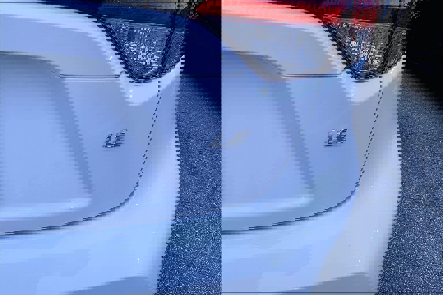 Used 2025 Toyota Corolla LE FWD image 10