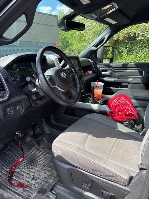Used 2024 RAM 4500 4x4 Crew Cab DRW image 14