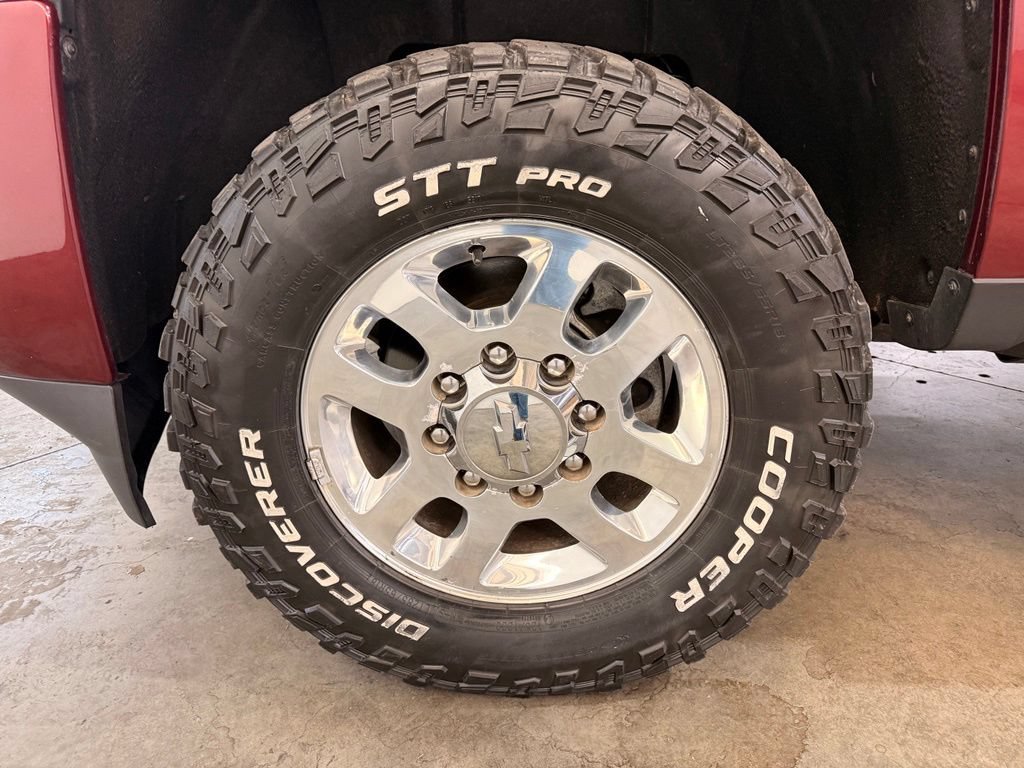 Used 2016 Chevrolet Silverado 3500 High Country w/ Duramax Plus Package AWD/4WD image 13