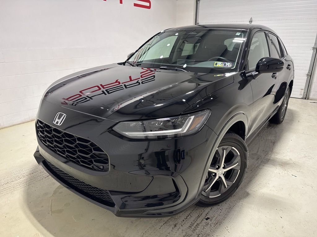 Used 2024 Honda HR-V EX-L image 2