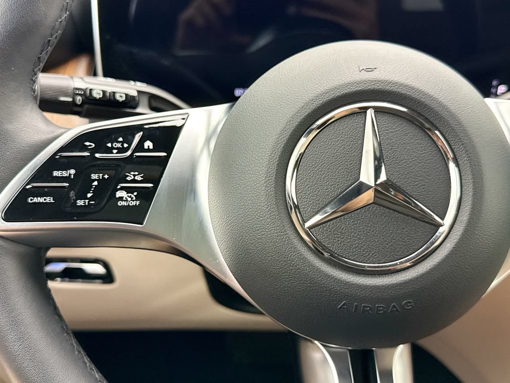 Certified 2026 Mercedes-Benz GLC 300 image 11