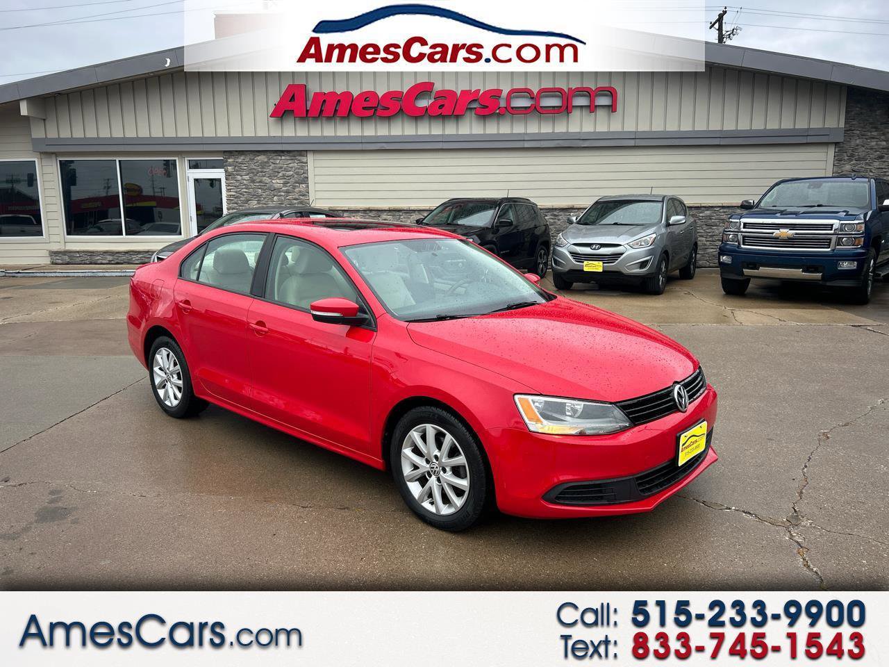 Used 2012 Volkswagen Jetta SE FWD image 1
