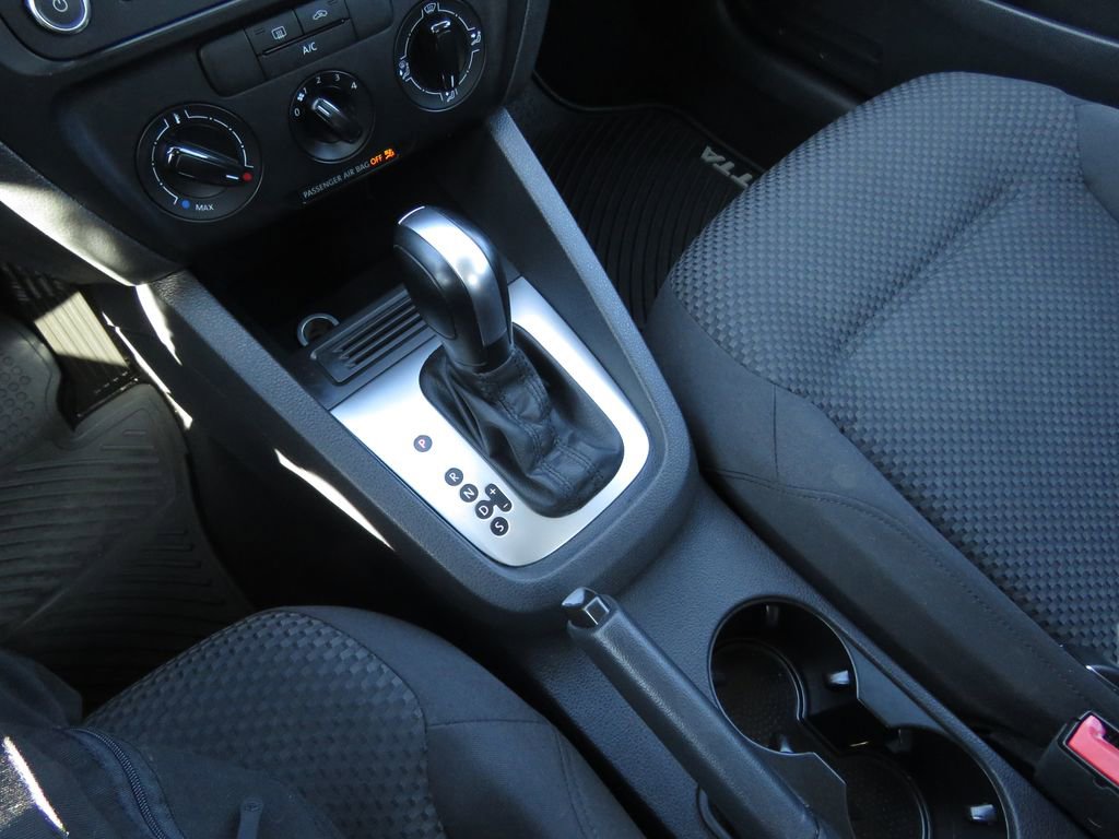Used 2014 Volkswagen Jetta S image 20