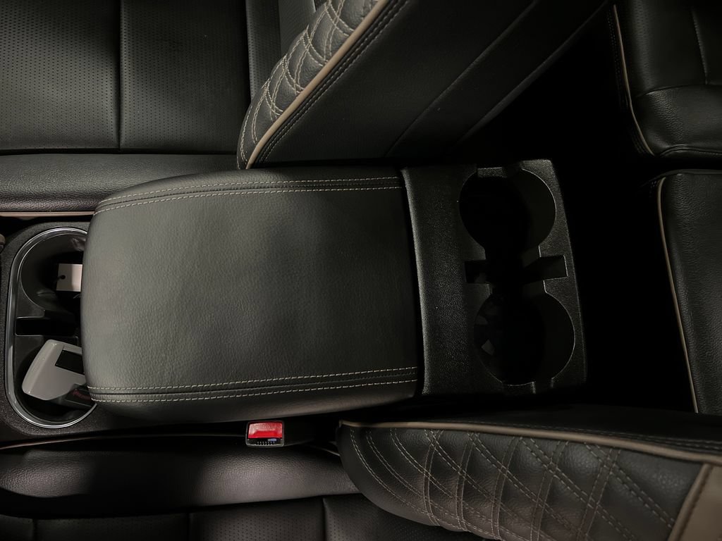 Certified 2024 GMC Canyon Denali AWD/4WD image 27