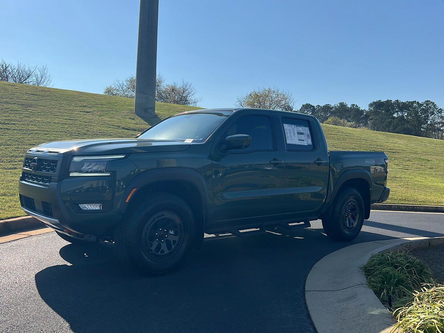 New 2026 Nissan Frontier PRO-4X w/ Pro Premium Package image 2