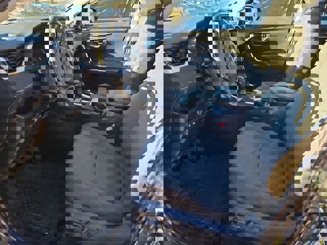 Used 2021 Toyota RAV4 XLE image 18