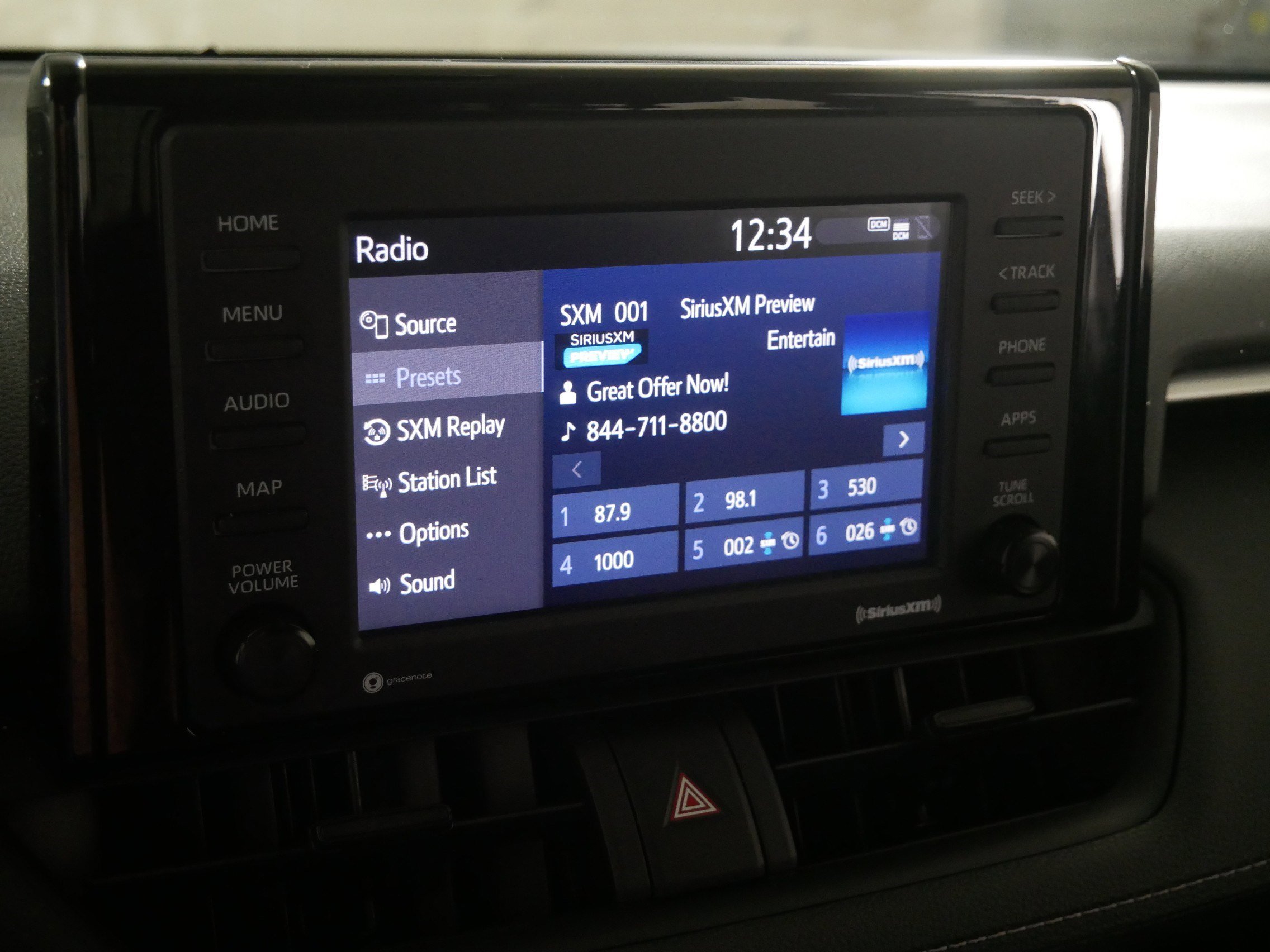 Used 2021 Toyota RAV4 LE AWD/4WD image 21