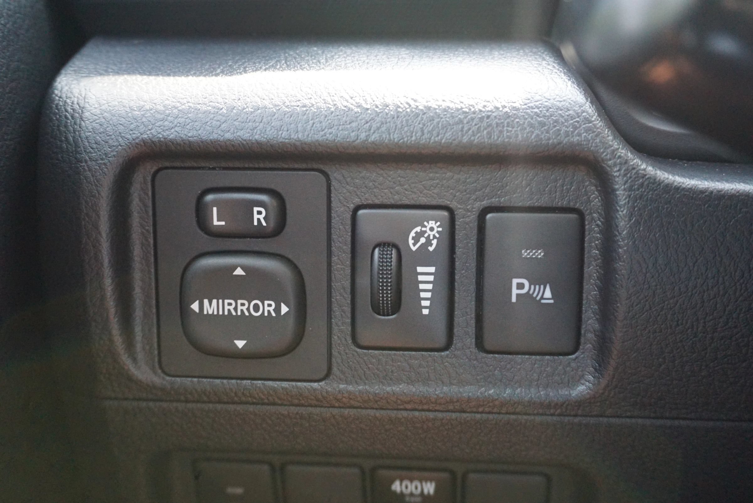 Used 2016 Toyota 4Runner Limited AWD/4WD image 26