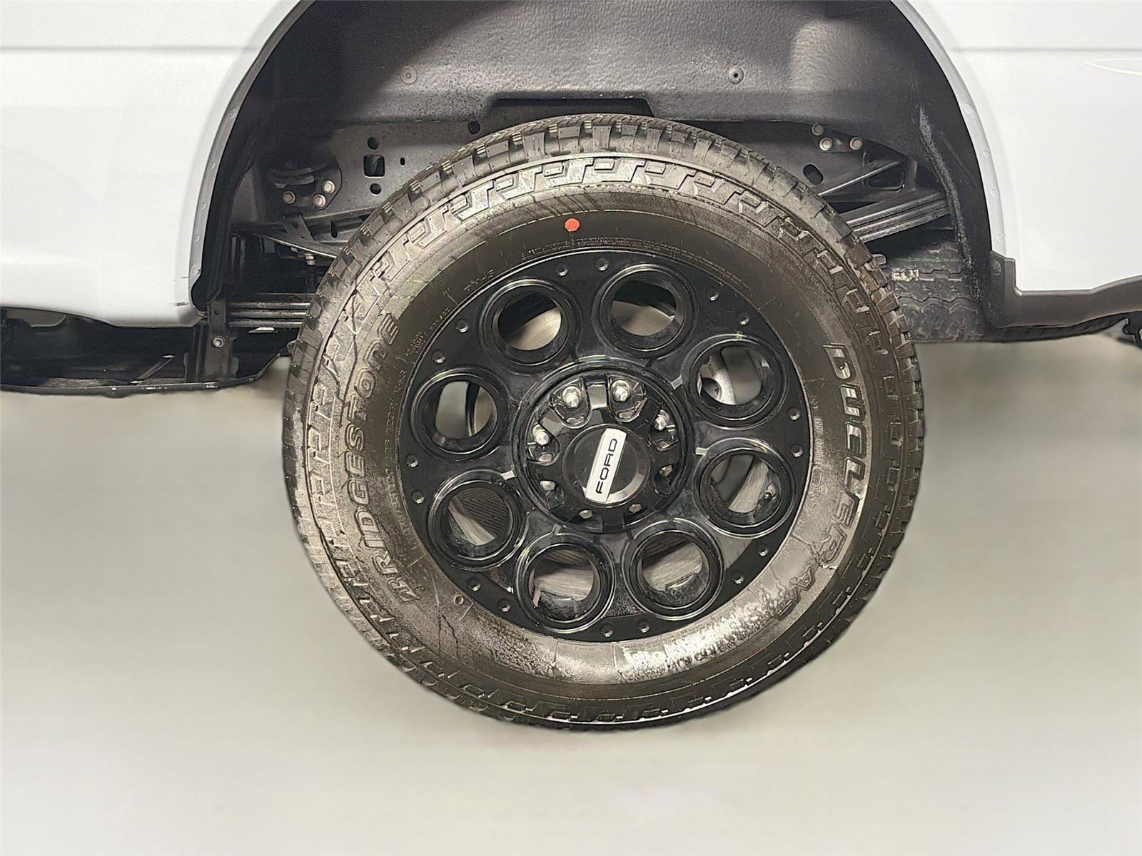 Used 2026 Ford F350 Lariat w/ Black Appearance Package image 32